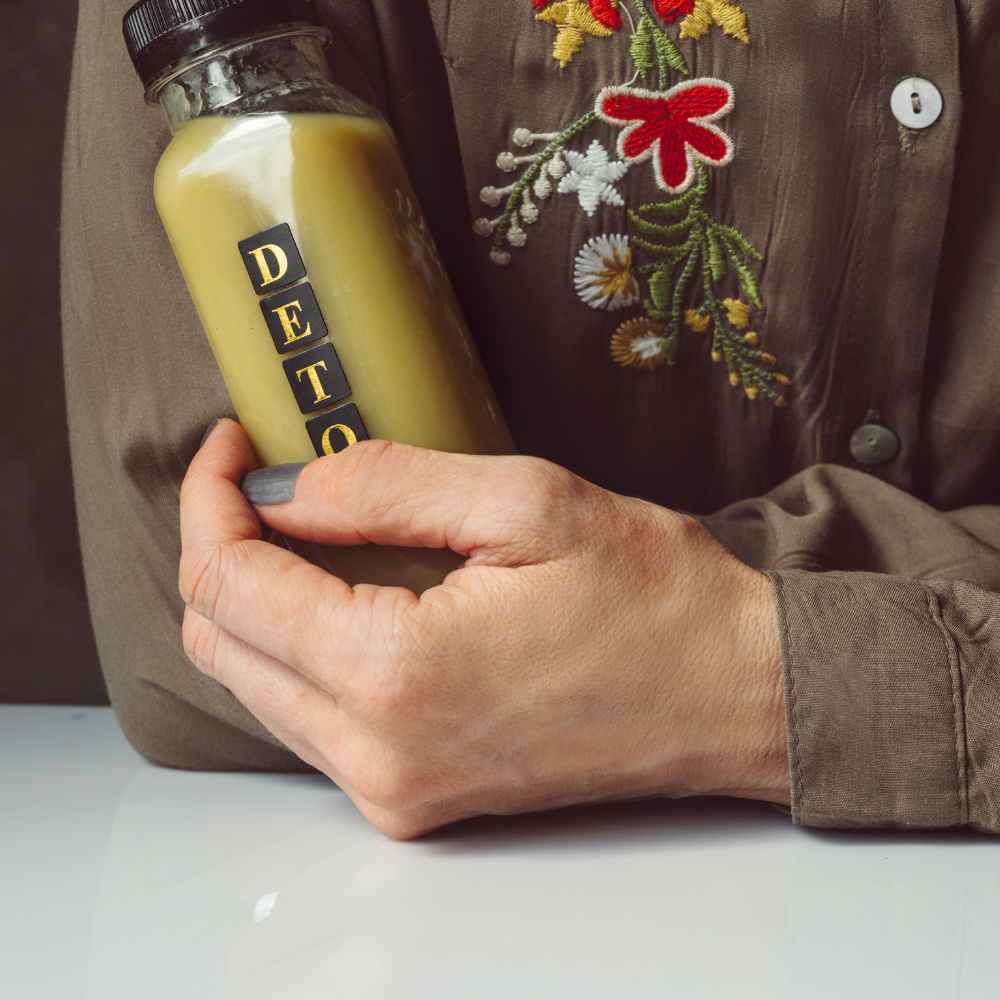 Digitale Behandlungen bei Abnehmen und Stoffwechsel – Ärztliche Online-Beratung über moderne Therapien wie Semaglutid oder Tirzepatid bei Docto24